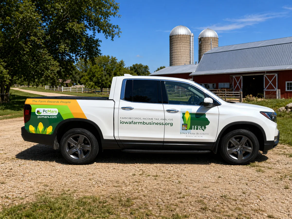 Spot graphics on a Honda Ridgeline truck in Boone, IA