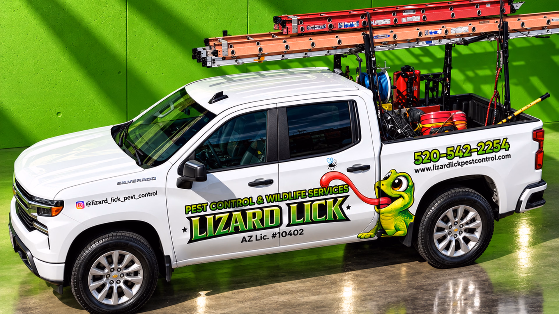 Lizard Lick Pest Control & Wildlife Services vehicle wrap